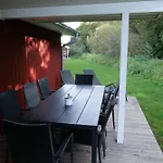 2 Sea C 89 Hébergement de vacances *