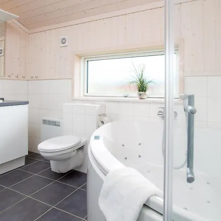 2 Sea C 89 * Großenbrode